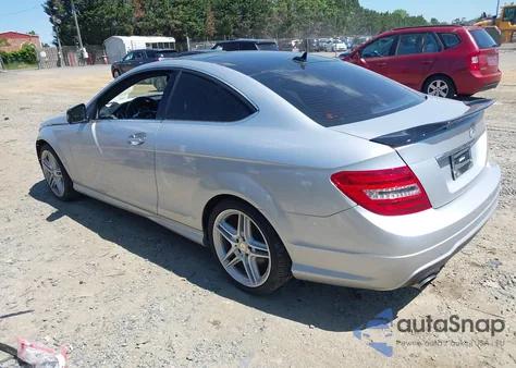 2014 Mercedes-Benz C 250 from USA, damaged, VIN WDDGJ4HB2EG199369